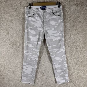 Democracy Light Gray Camouflage Cropped Pants